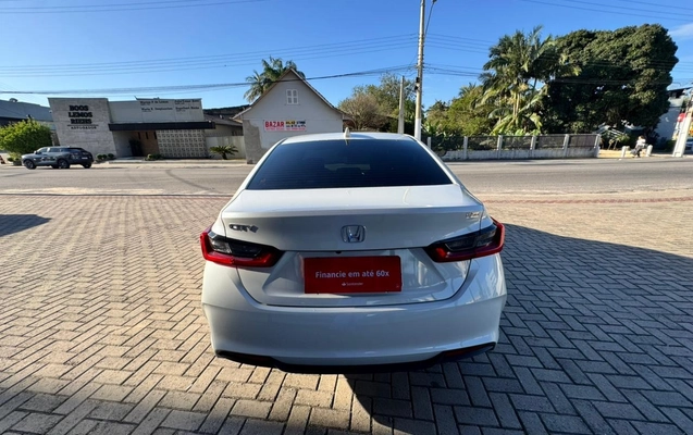 imagem-https://www.socarrao.com.br/sc-vehicle-images-prod/4291224/1791312355890-12dd9504-086a-4ca0-a5cd-d662f613ee84.jpg