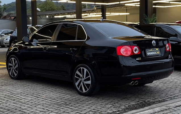 imagem-https://www.socarrao.com.br/sc-vehicle-images-prod/4291225/1791312368606-2a63f06987224c66b982803955fc5b84_1791307120456.jpg