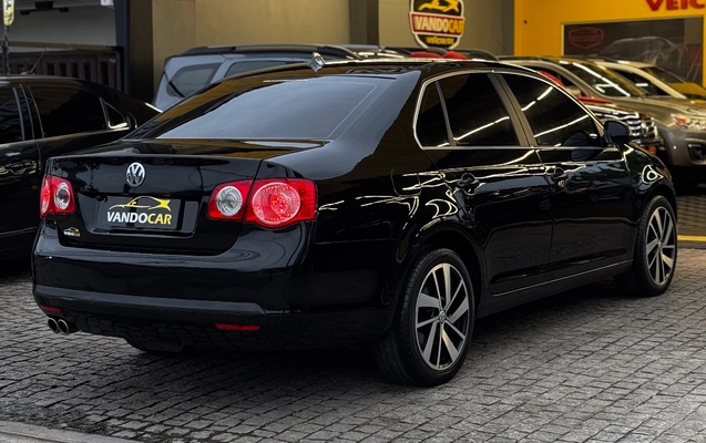 imagem-https://www.socarrao.com.br/sc-vehicle-images-prod/4291225/1791312368609-255b19cc931b46c3ae6c6ac2b0139fa9_1791307120461.jpg