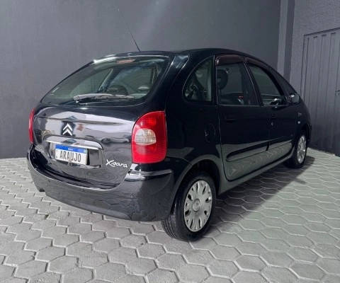 imagem-https://www.socarrao.com.br/sc-vehicle-images-prod/4291231/1791319039665-640_480_citroen-xsara-picasso-glx-1-6-16v-flex-08-09-852d6c-18.jpg