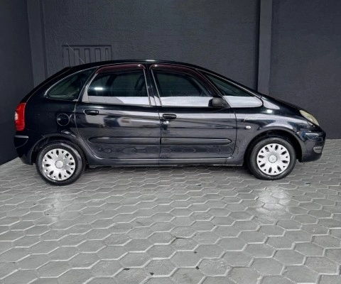 imagem-https://www.socarrao.com.br/sc-vehicle-images-prod/4291231/1791319039669-640_480_citroen-xsara-picasso-glx-1-6-16v-flex-08-09-852d6c-17.jpg