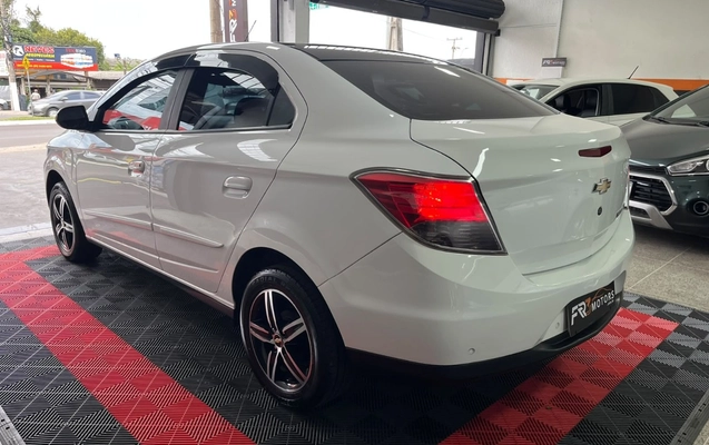 imagem-https://www.socarrao.com.br/sc-vehicle-images-prod/4291239/1791312602832-V2hhdHNBcHAgSW1hZ2UgMjAyNi0xMC0wNSBhdCAxNy4zOC4zMSAoMykuanBlZw.jpeg