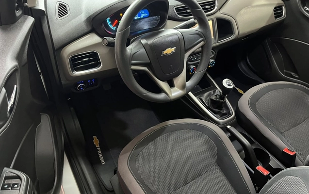 imagem-https://www.socarrao.com.br/sc-vehicle-images-prod/4291239/1791312603622-V2hhdHNBcHAgSW1hZ2UgMjAyNi0xMC0wNSBhdCAxNy4zOC4zMC5qcGVn.jpeg