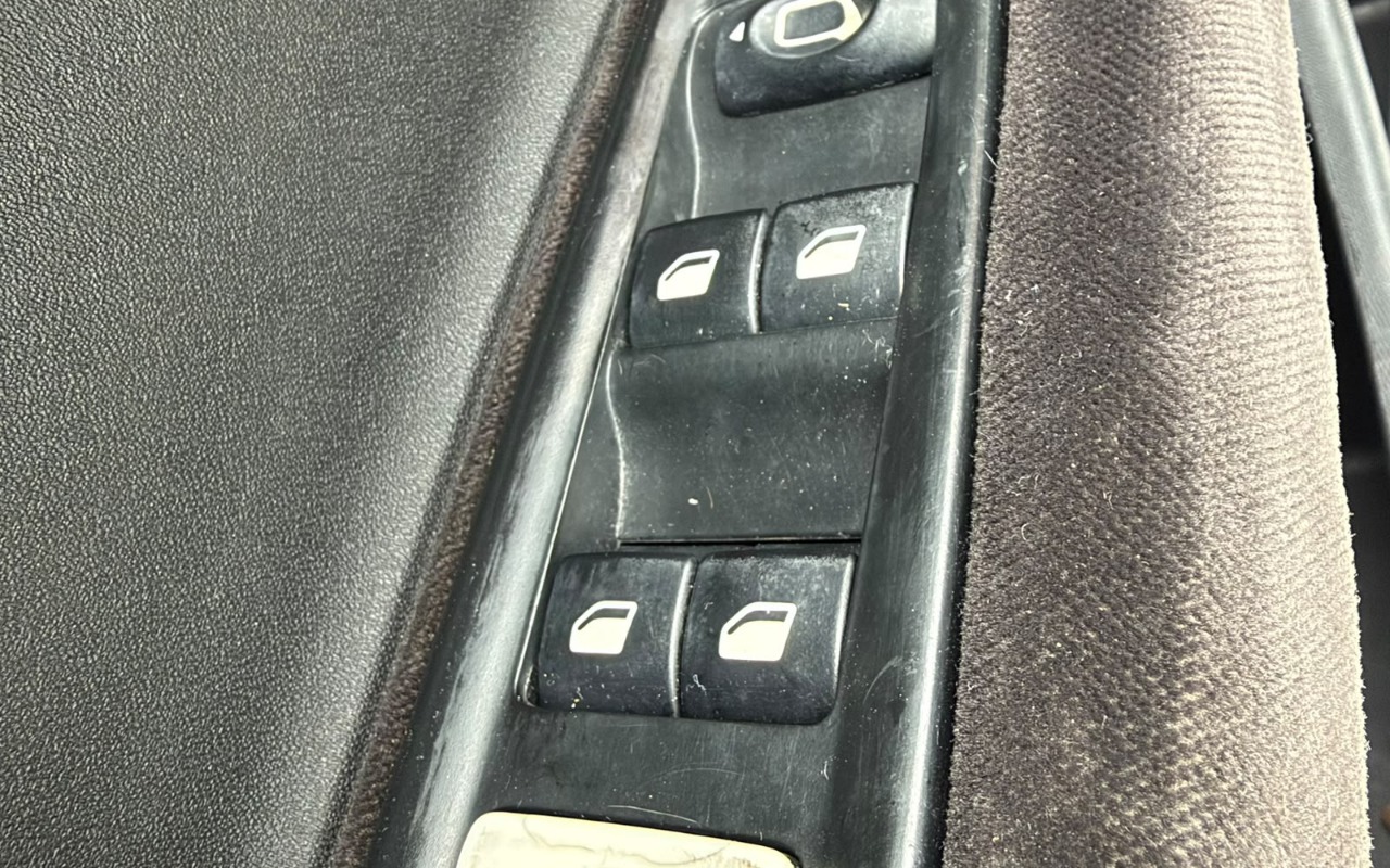 imagem-https://www.socarrao.com.br/sc-vehicle-images-prod/4291246/1792670493521-MjU5ZjQ1ODEtMDA3YS00ZWNmLTg2N2YtODM5MjI4NWYwZmFmLmpwZw.jpg