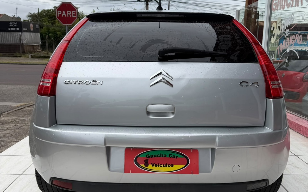 imagem-https://www.socarrao.com.br/sc-vehicle-images-prod/4291246/1792670493799-YTQxOGE3NWUtYzRiNi00YWQ4LTgwMWEtNjY0ZDM1YWNlODUwLmpwZw.jpg