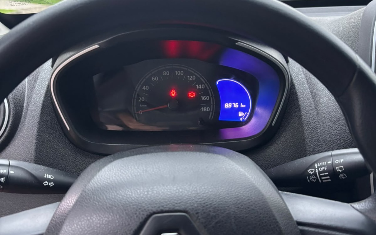 imagem-https://www.socarrao.com.br/sc-vehicle-images-prod/4291254/1791313221318-V2hhdHNBcHAgSW1hZ2UgMjAyNi0wOS0yNCBhdCAxOS40OS40MCAoNSkuanBlZw.jpeg