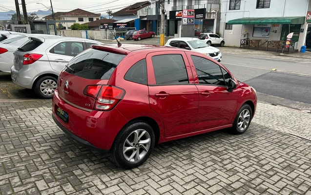 imagem-https://www.socarrao.com.br/sc-vehicle-images-prod/4291299/1791312986055-f53c9180-bb11-4917-afba-6089c8f81d8d.jpeg