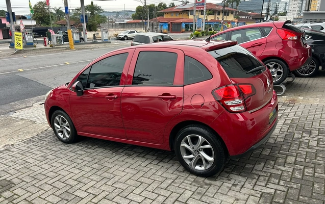 imagem-https://www.socarrao.com.br/sc-vehicle-images-prod/4291299/1791312986063-fd30a586-22ff-454b-810e-33e127510626.jpeg