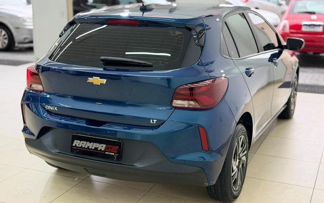 imagem-https://www.socarrao.com.br/sc-vehicle-images-prod/4291361/1791383533437-8511028_3_B_2d3fb6f139.jpeg