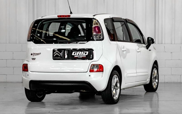 imagem-https://www.socarrao.com.br/sc-vehicle-images-prod/4291363/1791313572180-7740117_0_B_5fc98a5ce4.jpeg