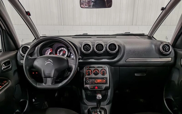 imagem-https://www.socarrao.com.br/sc-vehicle-images-prod/4291363/1791313572183-7740117_4_B_3513e07a75.jpeg