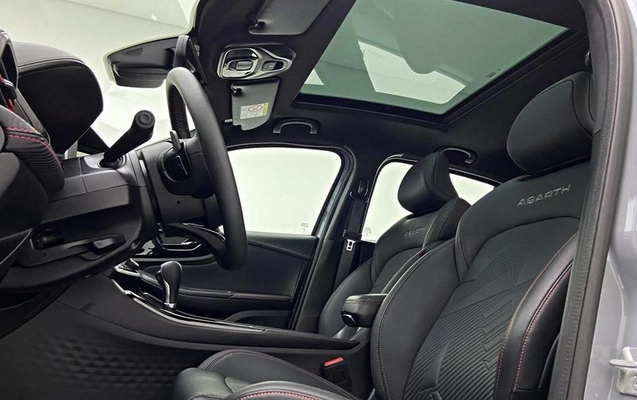 imagem-https://www.socarrao.com.br/sc-vehicle-images-prod/4291372/1791564021661-8543451_9_B_7103b7f625.jpeg