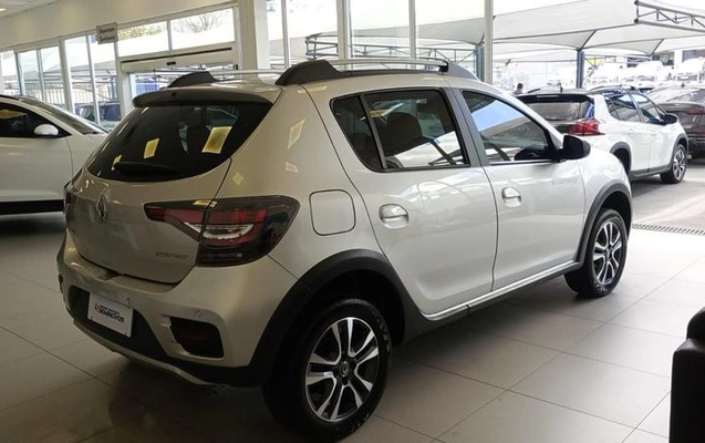 imagem-https://www.socarrao.com.br/sc-vehicle-images-prod/4291374/1792068782041-8548627_7_B_8a983a8501.jpeg