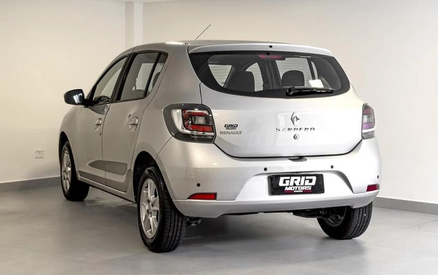 imagem-https://www.socarrao.com.br/sc-vehicle-images-prod/4291389/1791313779143-8407572_6_B_01f954063a.jpeg