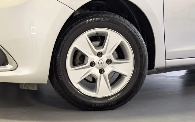 imagem-https://www.socarrao.com.br/sc-vehicle-images-prod/4291389/1791313779145-8407572_8_B_1dabb6e016.jpeg