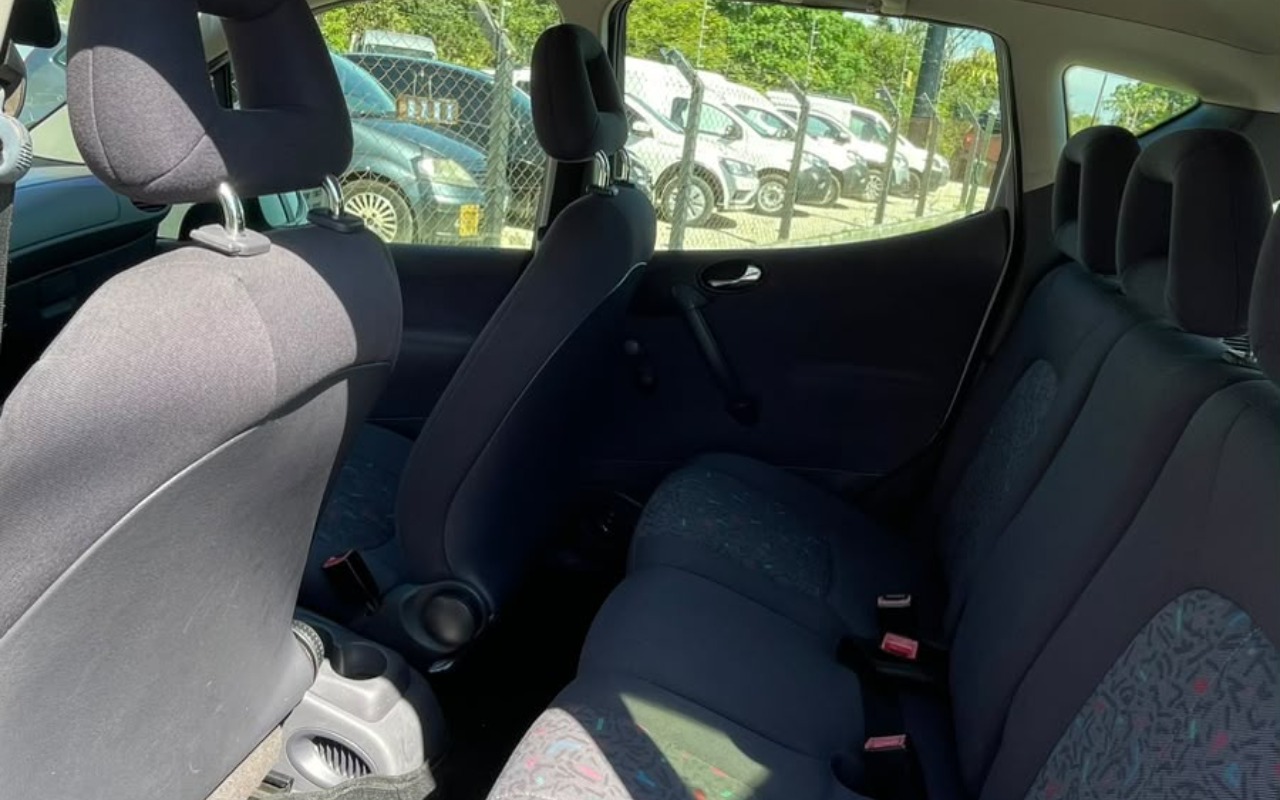 imagem-https://www.socarrao.com.br/sc-vehicle-images-prod/4291404/1791313942558-V2hhdHNBcHAgSW1hZ2UgMjAyNi0wOS0wOCBhdCAxNC4xNS4xMS5qcGVn.jpeg