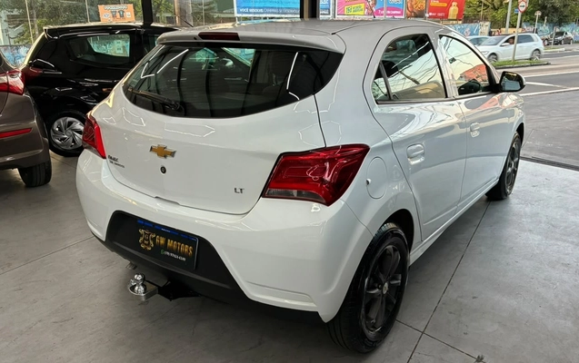 imagem-https://www.socarrao.com.br/sc-vehicle-images-prod/4291475/1791314230210-V2hhdHNBcHAgSW1hZ2UgMjAyNi0wOS0yNSBhdCAxNy41MS4xNS5qcGVn.jpeg