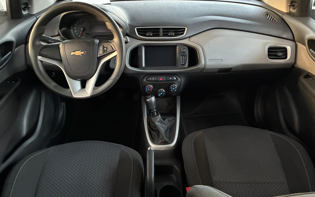 imagem-https://www.socarrao.com.br/sc-vehicle-images-prod/4291475/1791314230407-V2hhdHNBcHAgSW1hZ2UgMjAyNi0wOS0yNSBhdCAxNy41MS4xNSAoMykuanBlZw.jpeg