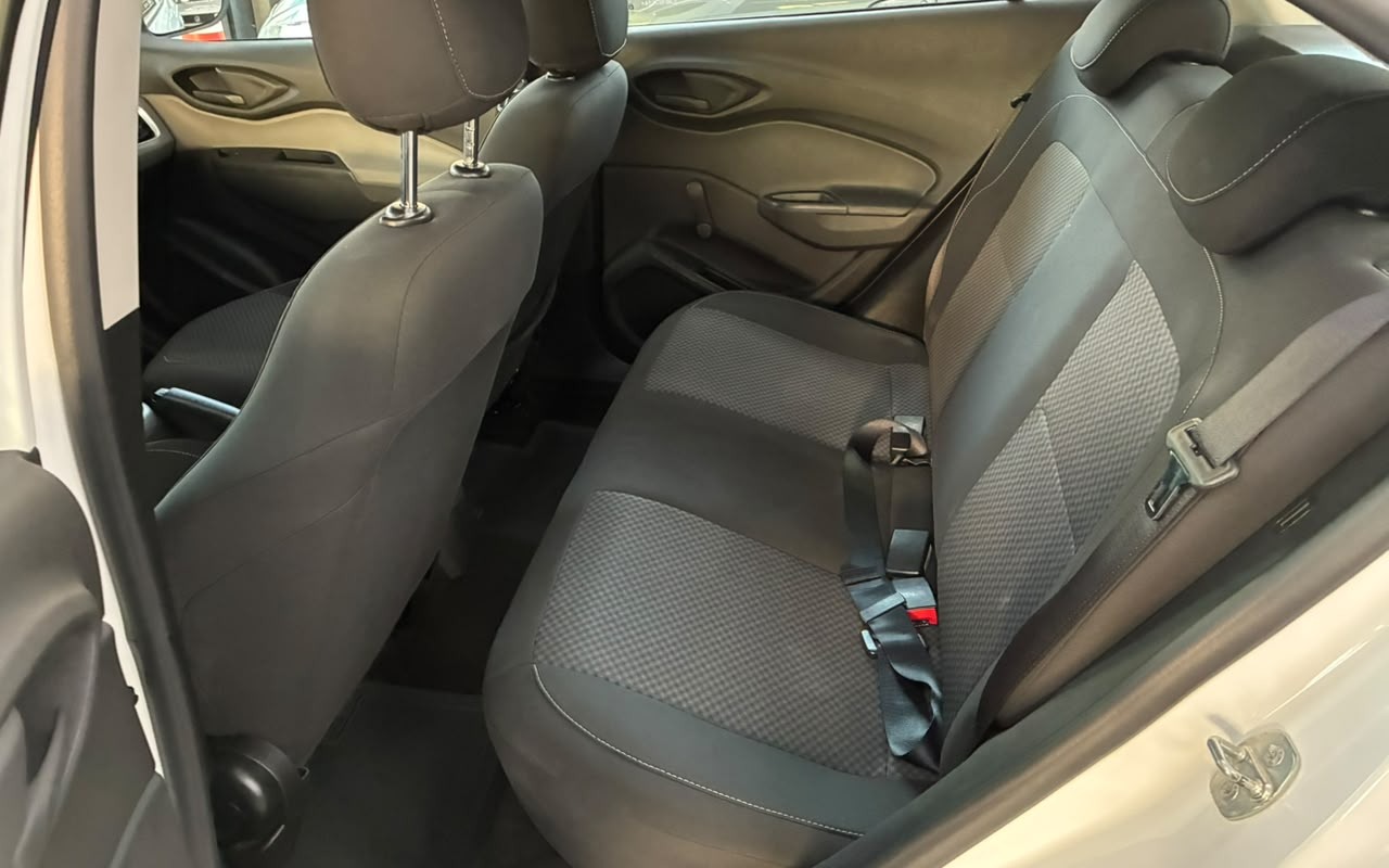 imagem-https://www.socarrao.com.br/sc-vehicle-images-prod/4291475/1791314230461-V2hhdHNBcHAgSW1hZ2UgMjAyNi0wOS0yNSBhdCAxNy41MS4xNiAoMSkuanBlZw.jpeg
