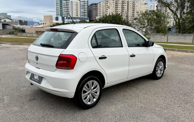 imagem-https://www.socarrao.com.br/sc-vehicle-images-prod/4291497/1791314442955-4c3b51cda9a54e5289395bb33e385851_1789492685080.jpg