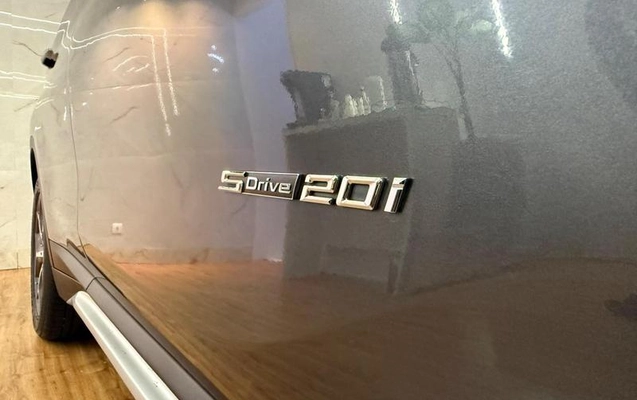 imagem-https://www.socarrao.com.br/sc-vehicle-images-prod/4291513/1791314695677-8548640_3_B_a20d07a6a4.jpeg