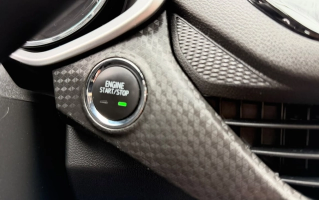 imagem-https://www.socarrao.com.br/sc-vehicle-images-prod/4291542/1791314921898-IACLMLuXlzP6ecOxeVn1b9SqbCqe31fW.jpg