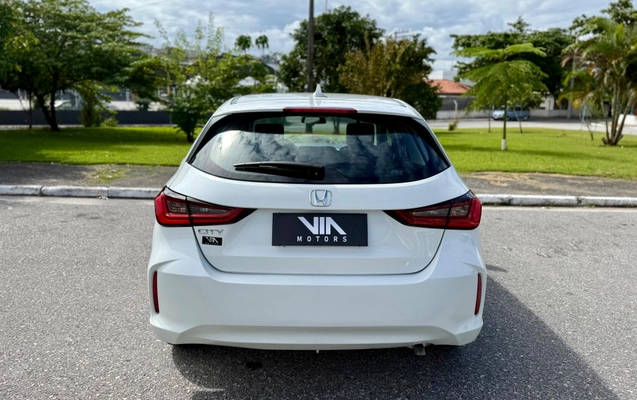 imagem-https://www.socarrao.com.br/sc-vehicle-images-prod/4291554/1791315008195-baa9255e30e94d51a7afbb0d67f733cf_1774286853572.jpeg
