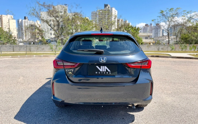 imagem-https://www.socarrao.com.br/sc-vehicle-images-prod/4291557/1791315014954-2e66e7724dab48e59587e9366fd3c49e_1788380660460.jpg