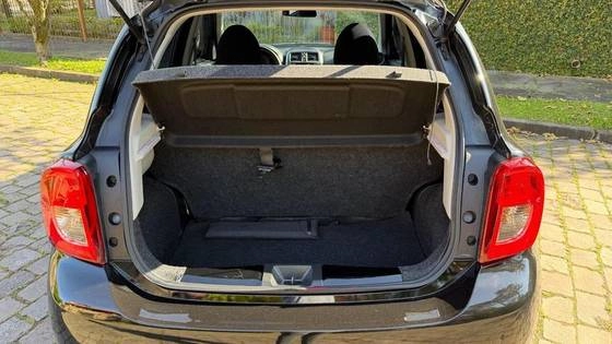 imagem-https://www.socarrao.com.br/sc-vehicle-images-prod/4291582/1791315150648-nissan-march-1.0-sv-12v-flex-4p-manual-wmimagem13160339366.jpg