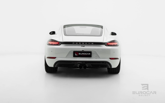 imagem-https://www.socarrao.com.br/sc-vehicle-images-prod/4291637/1791315371052-048dd577-de3c-40ee-b040-c23faf3ea0e3.jpg