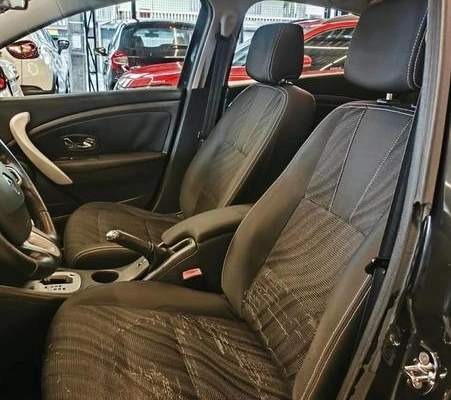 imagem-https://www.socarrao.com.br/sc-vehicle-images-prod/4291649/1791315430031-8297517_10_B_222a1a26db.jpeg