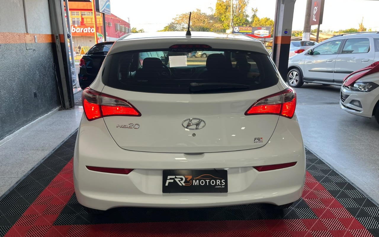 imagem-https://www.socarrao.com.br/sc-vehicle-images-prod/4291720/1791316041794-V2hhdHNBcHAgSW1hZ2UgMjAyNi0xMC0wMyBhdCAxMC4xMi4xMCAoMikuanBlZw.jpeg