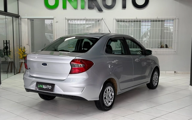 imagem-https://www.socarrao.com.br/sc-vehicle-images-prod/4291726/1791316224426-003_972d0162edcaddbd9c68d13092258d43.jpg
