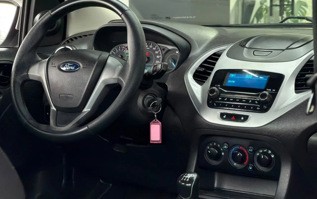 imagem-https://www.socarrao.com.br/sc-vehicle-images-prod/4291726/1791316224440-003_422689eefec5236ee0e835ae859c16e2.jpg