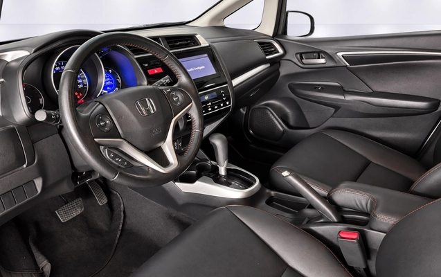 imagem-https://www.socarrao.com.br/sc-vehicle-images-prod/4291733/1791316274161-8_034124.jpg