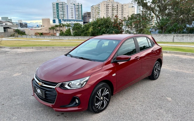 imagem-https://www.socarrao.com.br/sc-vehicle-images-prod/4291739/1791316334928-00ba49457cec45d09cc54553f641702f_1780664552187.jpg