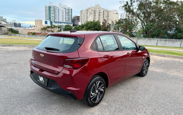 imagem-https://www.socarrao.com.br/sc-vehicle-images-prod/4291739/1791316334931-4efd5e46dec04736ba9b5ae79b9d60c8_1780664556071.jpg