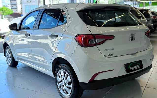 imagem-https://www.socarrao.com.br/sc-vehicle-images-prod/4291827/1791316769811-87dc9f653ade486586315d758df251b2_1791316684877.jpg