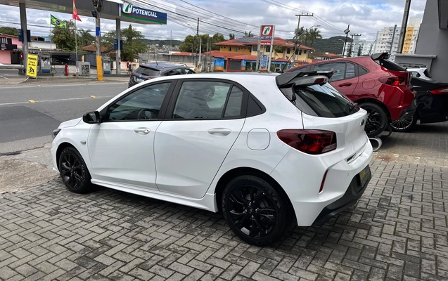 imagem-https://www.socarrao.com.br/sc-vehicle-images-prod/4291887/1791317386356-b81ad9a3-bce4-480f-a1c6-d0505ae44088.jpeg