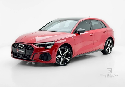 Audi A3 2023 Vermelho — foto 1 de 3