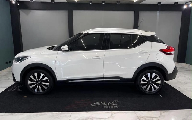 imagem-https://www.socarrao.com.br/sc-vehicle-images-prod/4292009/1791317841611-8414396_6_B_610b1cddb8.jpeg