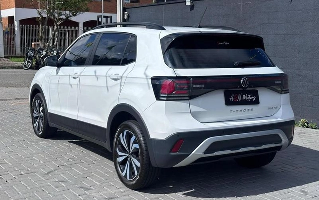 imagem-https://www.socarrao.com.br/sc-vehicle-images-prod/4292013/1791386658313-8549312_5_B_6d8d0216c7.jpeg