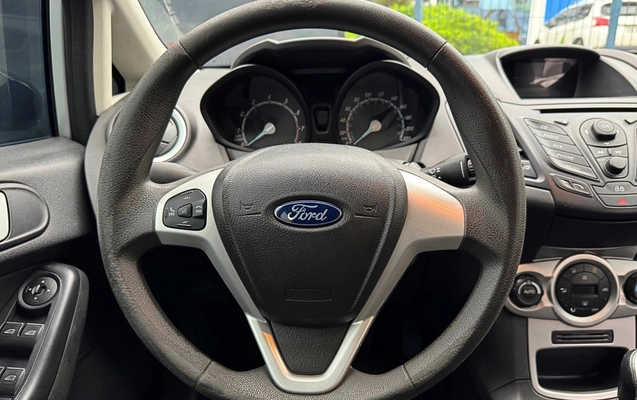imagem-https://www.socarrao.com.br/sc-vehicle-images-prod/4292018/1791317936126-6_055829.jpg