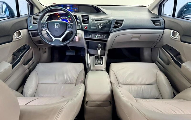 imagem-https://www.socarrao.com.br/sc-vehicle-images-prod/4292024/1791318024920-8338142_12_B_efa4d73194.jpeg