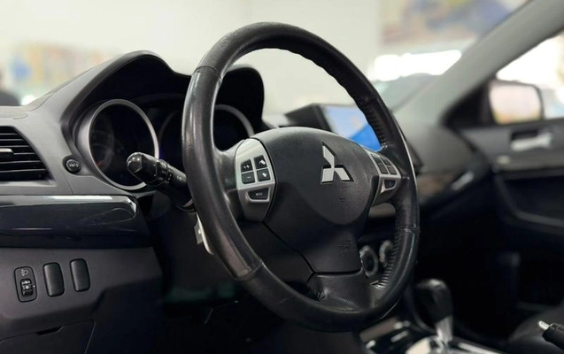 imagem-https://www.socarrao.com.br/sc-vehicle-images-prod/4292059/1791982937555-8547214_1_B_1e1d925d63.jpeg