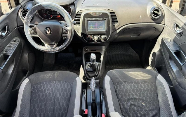 imagem-https://www.socarrao.com.br/sc-vehicle-images-prod/4292152/1791379173327-8548736_4_B_89ba3a623a.jpeg