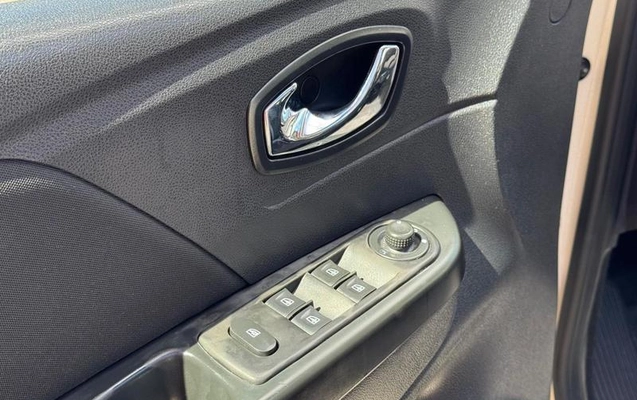 imagem-https://www.socarrao.com.br/sc-vehicle-images-prod/4292152/1791379173352-8548736_4_B_e24ccb67df.jpeg
