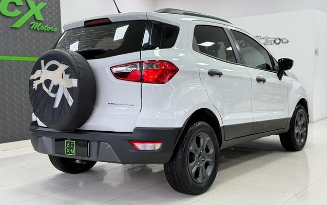 imagem-https://www.socarrao.com.br/sc-vehicle-images-prod/4292163/1791385104272-8540167_0_B_ed20ab7725.jpeg