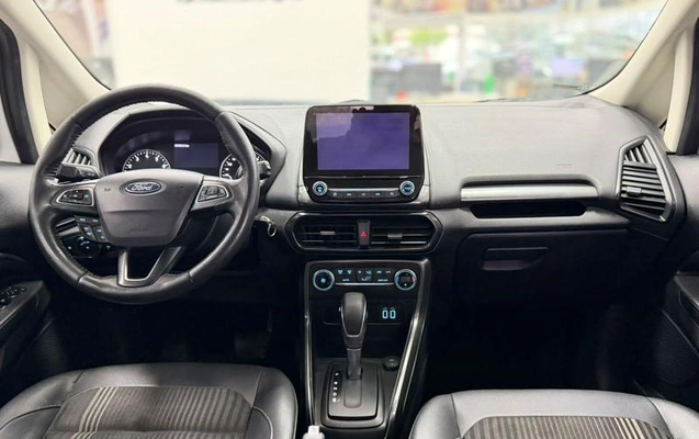 imagem-https://www.socarrao.com.br/sc-vehicle-images-prod/4292163/1791385104288-8540167_0_B_42e94557b0.jpeg