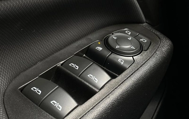 imagem-https://www.socarrao.com.br/sc-vehicle-images-prod/4292182/1791318829870-8540228_11_B_4c5e775b2a.jpeg